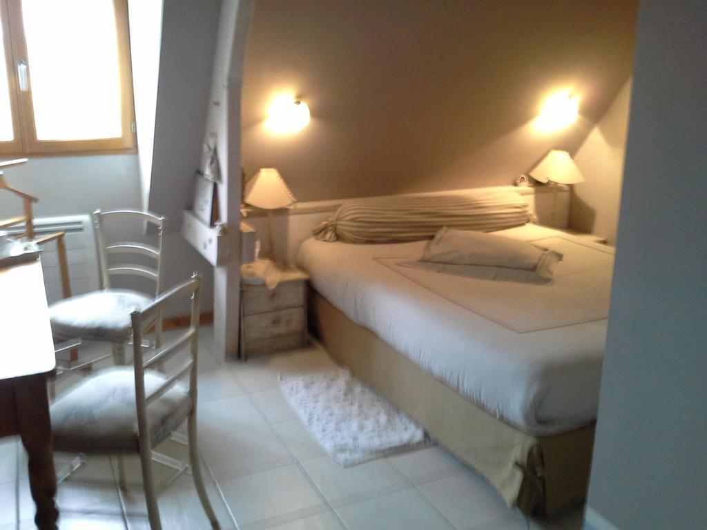 Chambres D'Hotes Au Temps Des Cerises Jumièges Dış mekan fotoğraf